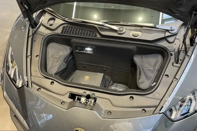 Lamborghini Huracán din 2023 cu 4.500 km - oferta LAM201272 - foto 4