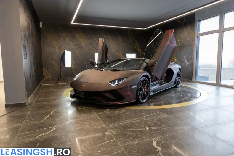Lamborghini Aventador din 2022 cu 2.000 km - oferta LAM201274 - foto 1