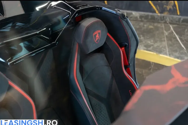 Lamborghini Aventador din 2022 cu 2.000 km - oferta LAM201274 - foto 8