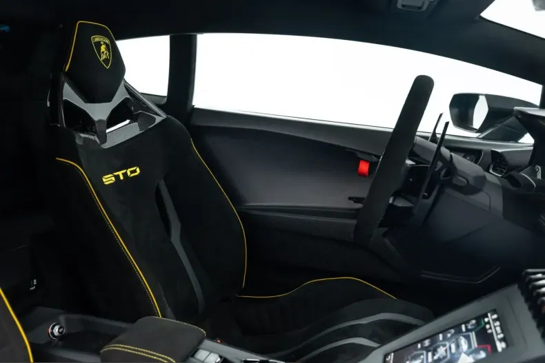 Lamborghini Huracán din 2024 cu 5.484 km - oferta LAM201275 - foto 35