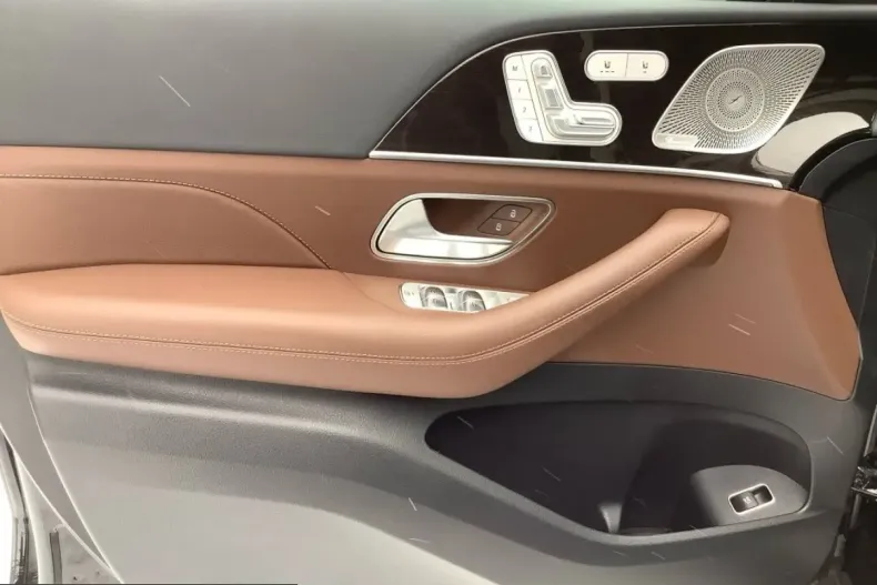 Mercedes-Benz GLE 350 (Clasa GLE) din 2025 cu 5.014 km - oferta MER201282 - foto 6