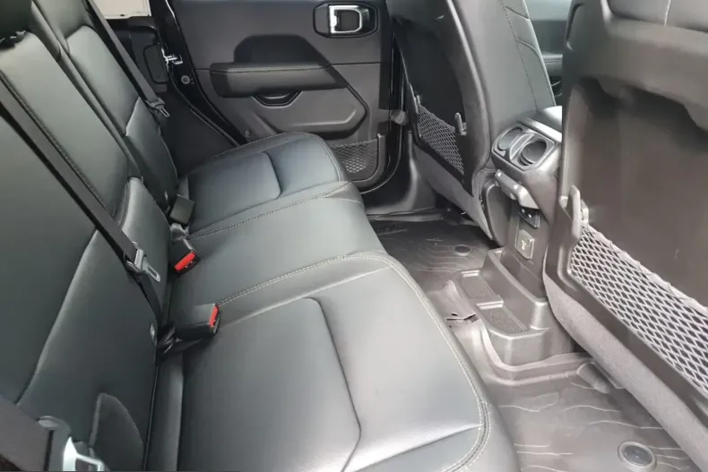 Jeep Wrangler din 2025 cu 50 km - oferta JEE201286 - foto 8