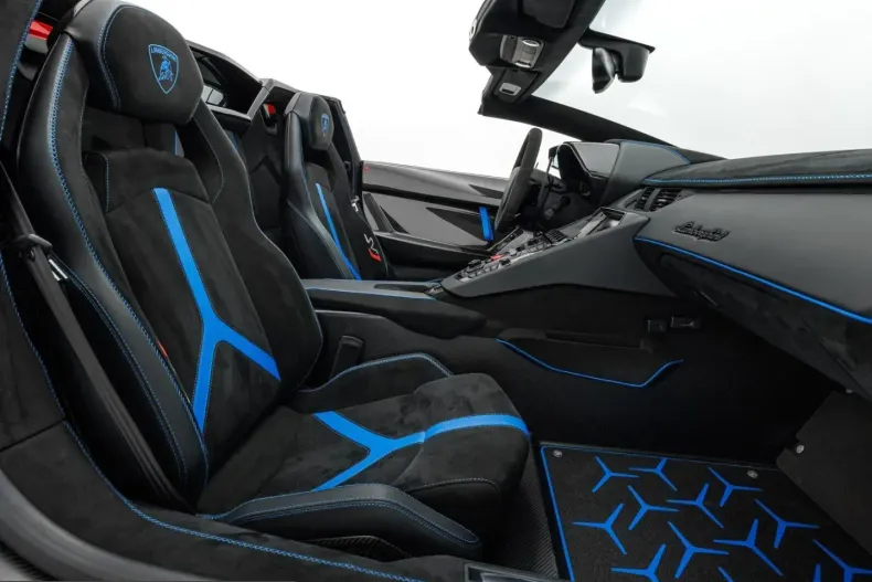 Lamborghini Aventador din 2021 cu 19.100 km - oferta LAM201288 - foto 20