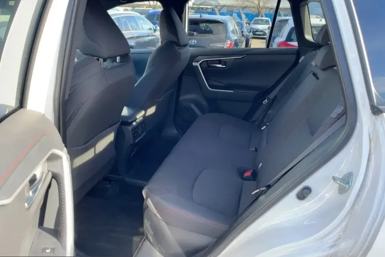 Toyota RAV4 din 2024 cu 25.271 km - oferta TOY201300 - foto 8