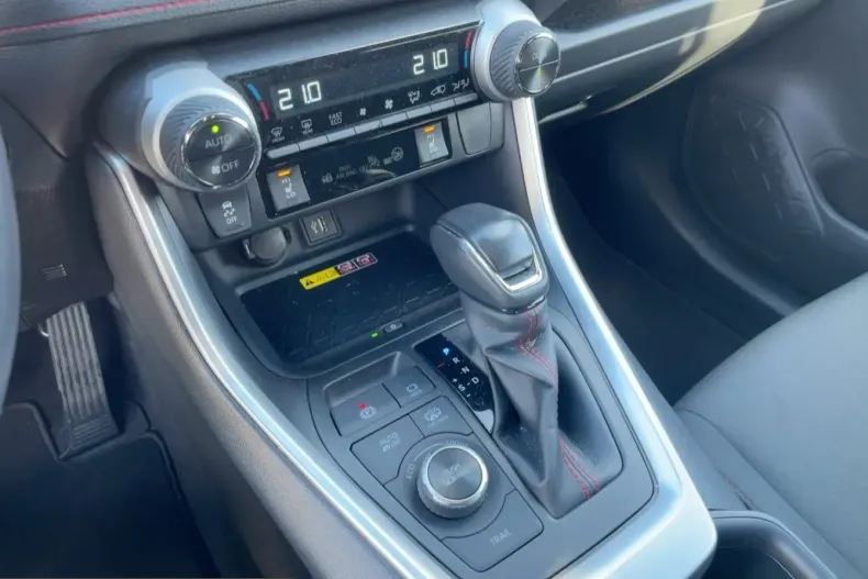 Toyota RAV4 din 2024 cu 25.271 km - oferta TOY201300 - foto 14