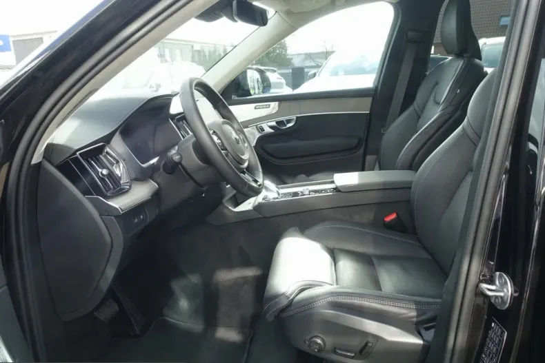 Volvo XC90 din 2025 cu 17.650 km - oferta VOL201306 - foto 9