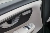 Mercedes-Benz V 300 (Clasa V) din 2024 cu 9.750 km - oferta MER201307 - foto 12