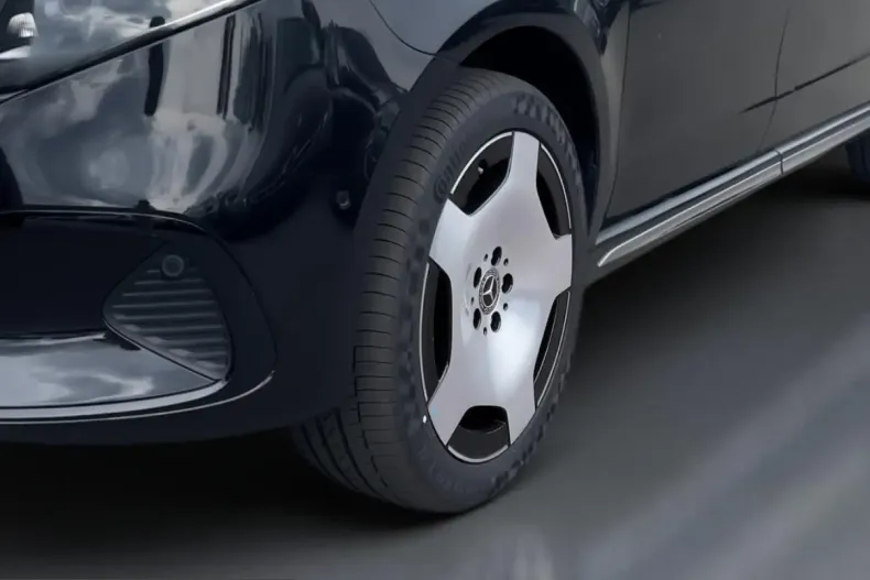 Mercedes-Benz V 300 (Clasa V) din 2025 cu 15.999 km - oferta MER201309 - foto 4