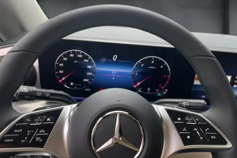 Mercedes-Benz V 300 (Clasa V) din 2025 cu 15.999 km - oferta MER201309 - foto 8