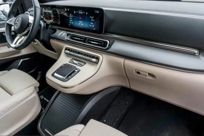 Mercedes-Benz V 300 (Clasa V) din 2024 cu 7.200 km - oferta MER201312 - foto 18