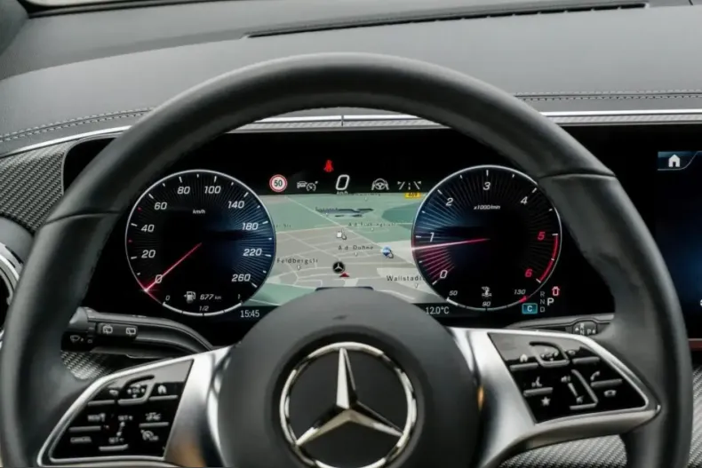 Mercedes-Benz V 300 (Clasa V) din 2024 cu 7.200 km - oferta MER201312 - foto 19