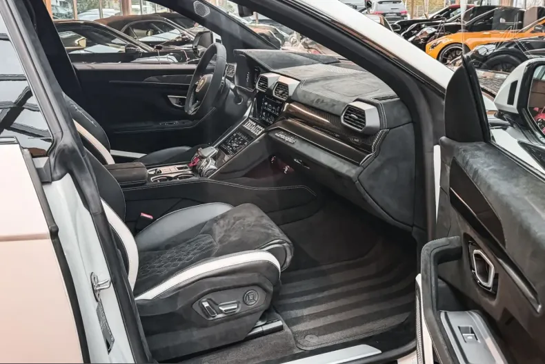 Lamborghini Urus din 2024 cu 17.000 km - oferta LAM201313 - foto 14