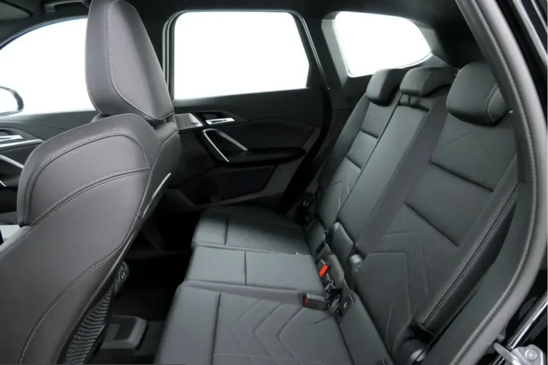 BMW X1 (Seria X) din 2025 cu 9.600 km - oferta BMW201316 - foto 8