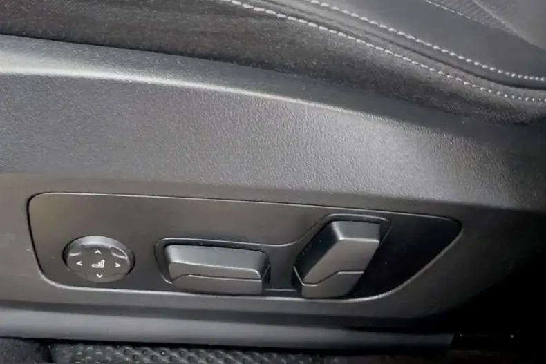 BMW X1 (Seria X) din 2025 cu 9.600 km - oferta BMW201316 - foto 15