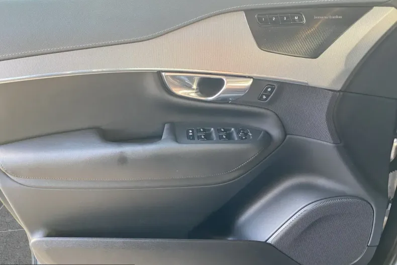 Volvo XC90 din 2023 cu 62.360 km - oferta VOL201317 - foto 17