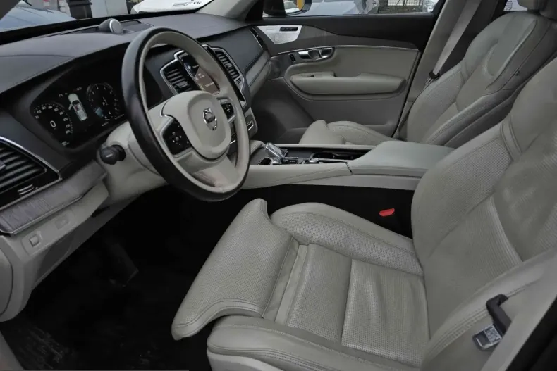 Volvo XC90 din 2022 cu 119.652 km - oferta VOL201318 - foto 8