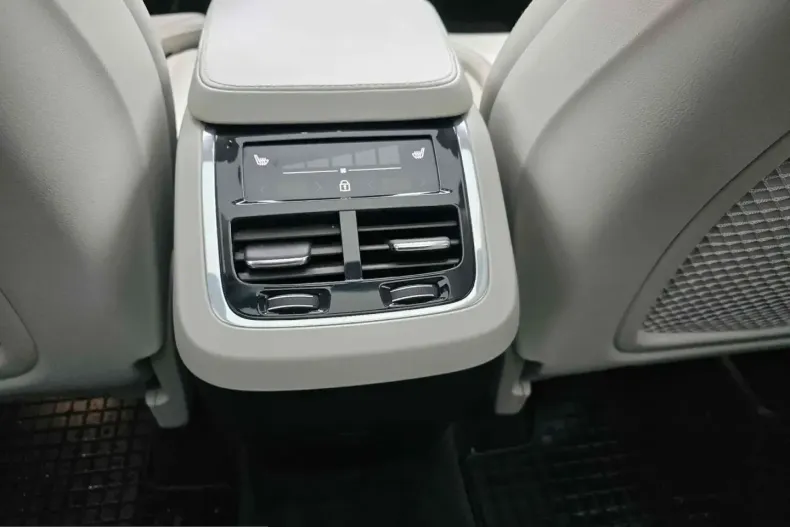 Volvo XC90 din 2022 cu 119.652 km - oferta VOL201318 - foto 11