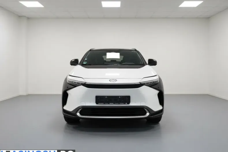 Toyota bZ4X din 2022 cu 49.840 km - oferta TOY201325 - foto 6
