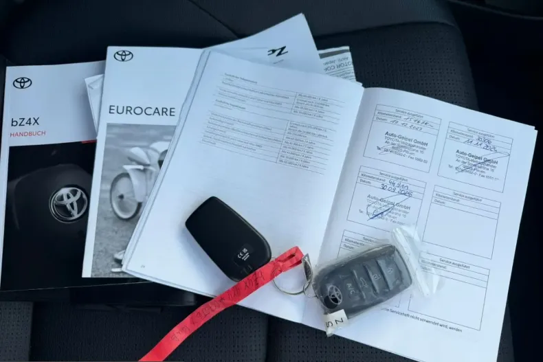 Toyota bZ4X din 2022 cu 49.840 km - oferta TOY201325 - foto 18