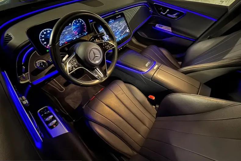 Mercedes-Benz E 200 (Clasa E) din 2024 cu 27.938 km - oferta MER201326 - foto 9