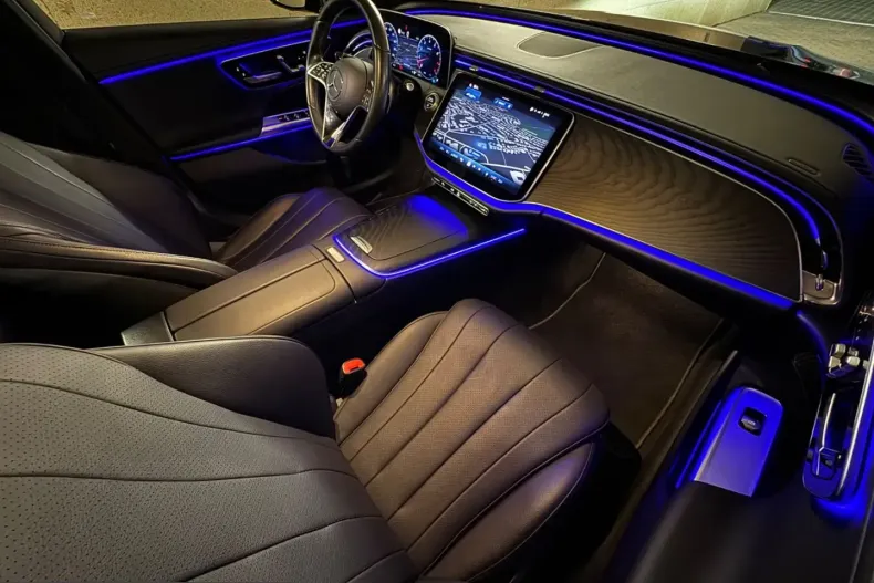 Mercedes-Benz E 200 (Clasa E) din 2024 cu 27.938 km - oferta MER201326 - foto 11