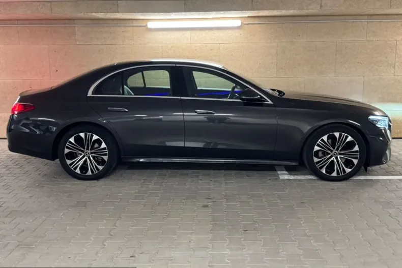 Mercedes-Benz E 200 (Clasa E) din 2024 cu 27.938 km - oferta MER201326 - foto 14