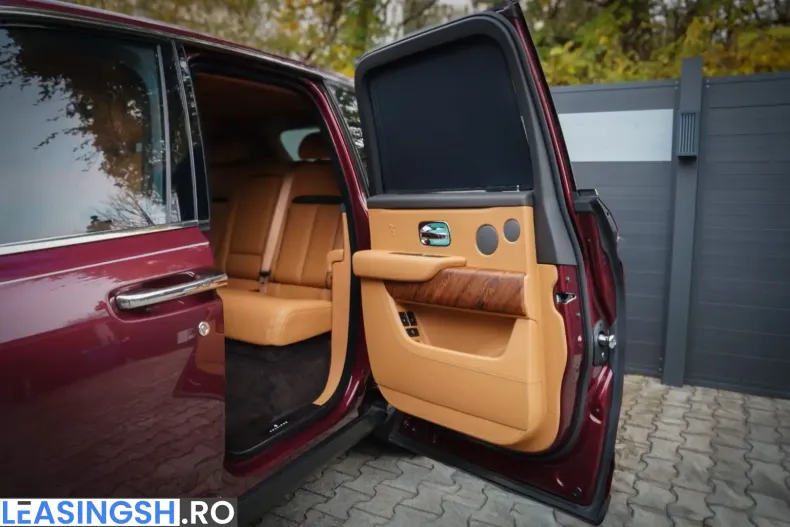 Rolls-Royce Cullinan din 2023 cu 34.500 km - oferta ROL201330 - foto 24