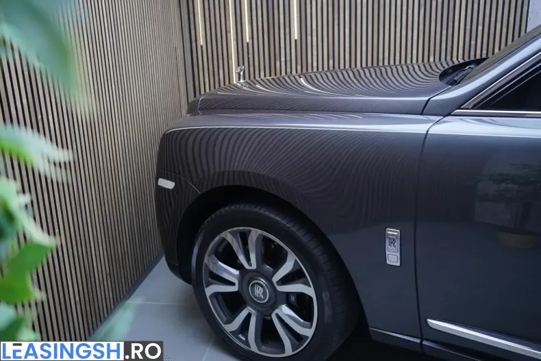 Rolls-Royce Cullinan din 2021 cu 33.290 km - oferta ROL201332 - foto 9