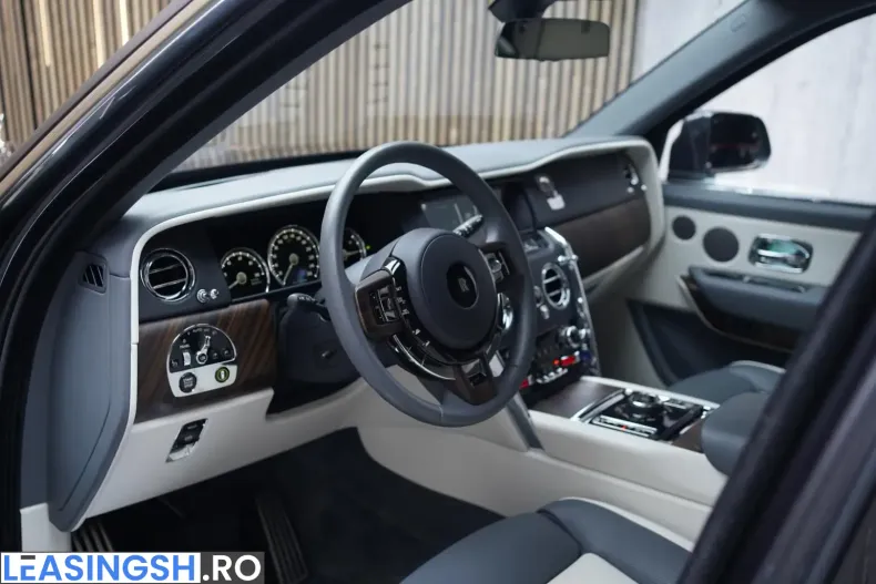 Rolls-Royce Cullinan din 2021 cu 33.290 km - oferta ROL201332 - foto 11