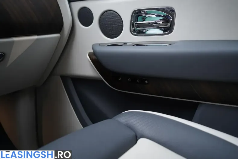 Rolls-Royce Cullinan din 2021 cu 33.290 km - oferta ROL201332 - foto 16