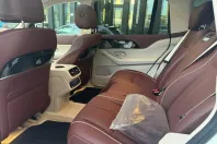 Mercedes-Benz GLS 600 (Clasa GLS) din 2022 cu 150 km - oferta MER201333 - foto 11