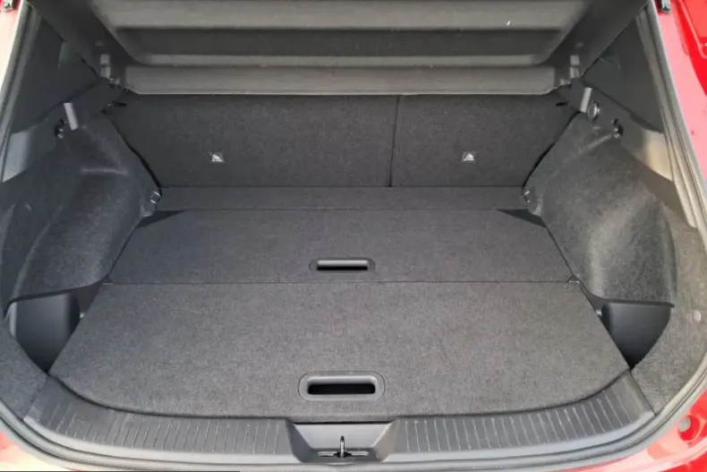 Nissan Qashqai din 2024 cu 6.642 km - oferta NIS201336 - foto 6