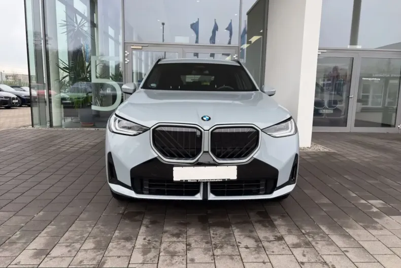 BMW X3 (Seria X) din 2025 cu 11.497 km - oferta BMW201338 - foto 1