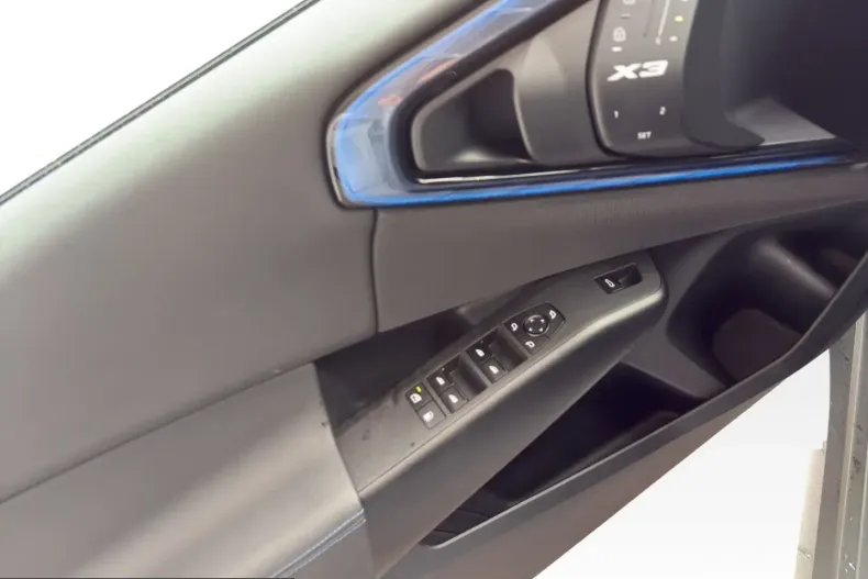 BMW X3 (Seria X) din 2025 cu 11.497 km - oferta BMW201338 - foto 8