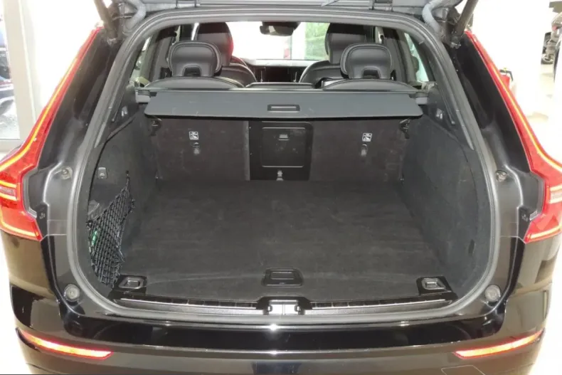 Volvo XC60 din 2021 cu 70.800 km - oferta VOL201348 - foto 5