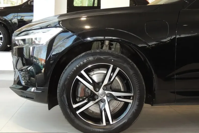 Volvo XC60 din 2021 cu 70.800 km - oferta VOL201348 - foto 7