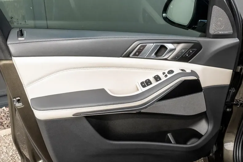 BMW X5 (Seria X) din 2023 cu 54.418 km - oferta BMW201349 - foto 17