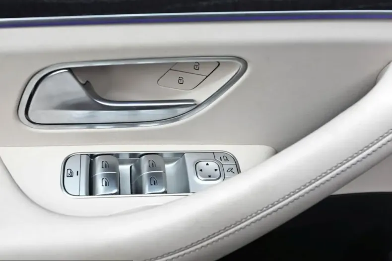 Mercedes-Benz GLE 63 AMG (Clasa GLE) din 2022 cu 55.450 km - oferta MER201353 - foto 22