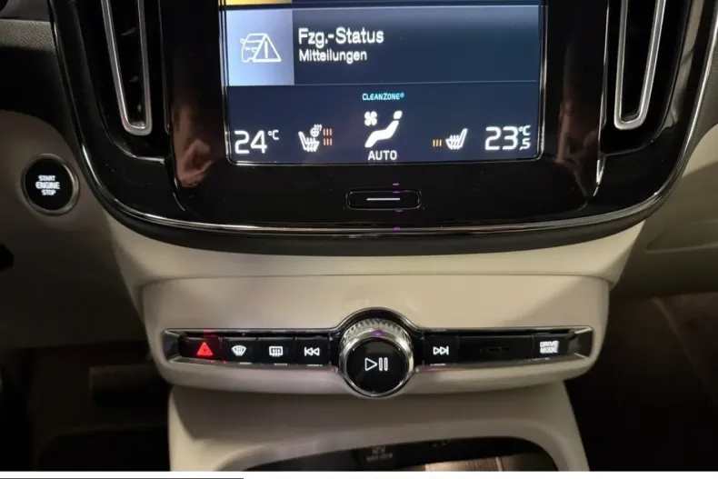 Volvo XC40 din 2022 cu 30.317 km - oferta VOL201357 - foto 20