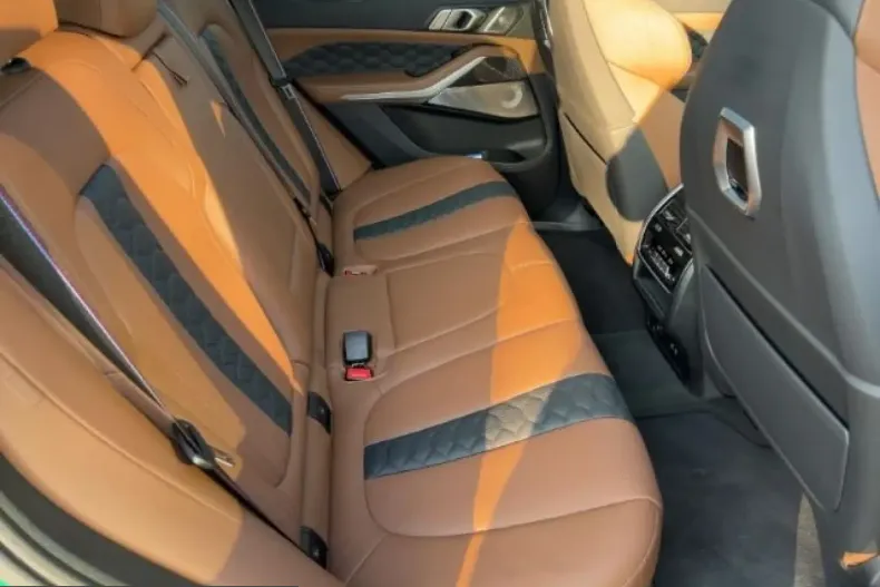 BMW X5 M (Seria X) din 2024 cu 23.243 km - oferta BMW201359 - foto 7