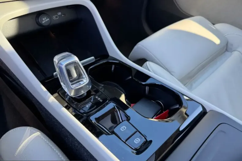 Volvo XC40 din 2022 cu 47.343 km - oferta VOL201360 - foto 12