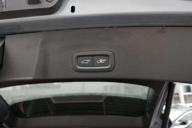 Volvo XC40 din 2022 cu 29.780 km - oferta VOL201361 - foto 13