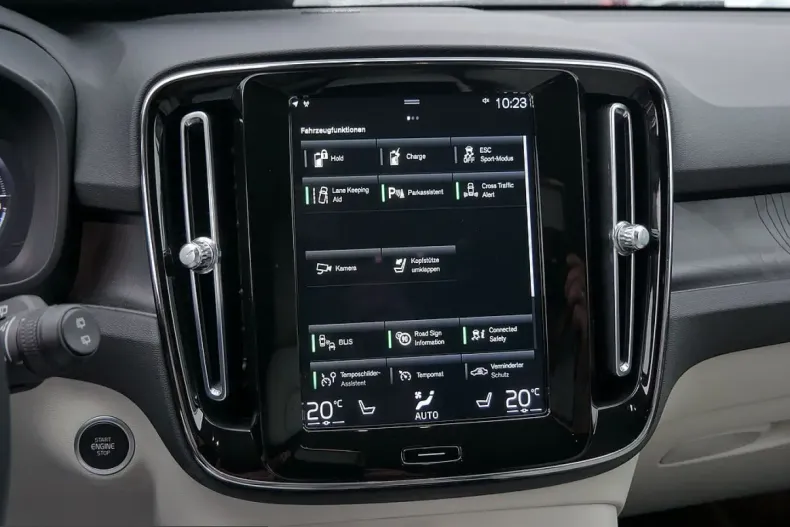 Volvo XC40 din 2022 cu 29.780 km - oferta VOL201361 - foto 19