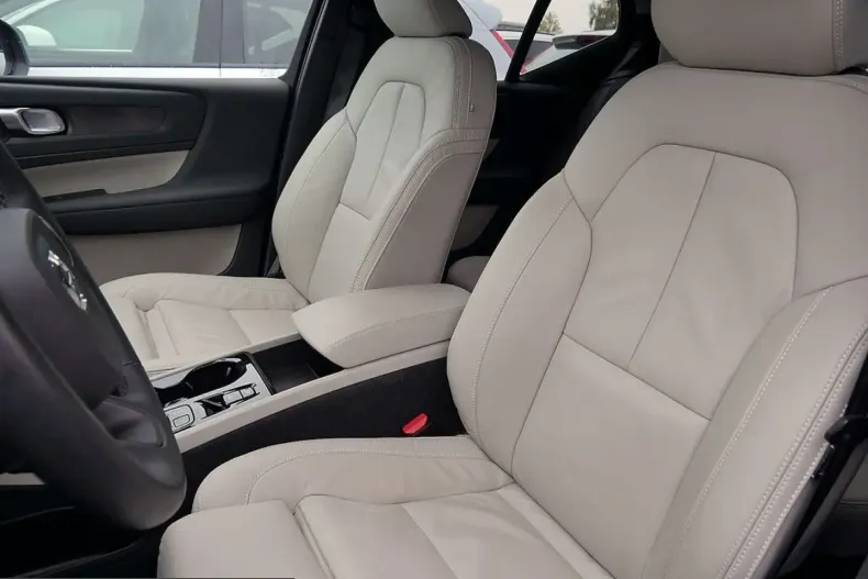 Volvo XC40 din 2022 cu 29.780 km - oferta VOL201361 - foto 27