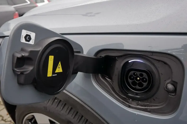 Volvo XC40 din 2022 cu 29.780 km - oferta VOL201361 - foto 30