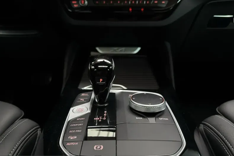 BMW X4 (Seria X) din 2024 cu 5.958 km - oferta BMW201364 - foto 13