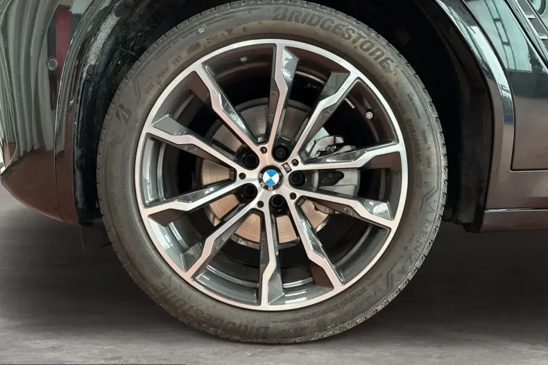 BMW X4 (Seria X) din 2024 cu 5.958 km - oferta BMW201364 - foto 17