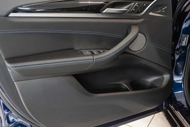 BMW X4 (Seria X) din 2024 cu 18.600 km - oferta BMW201365 - foto 6