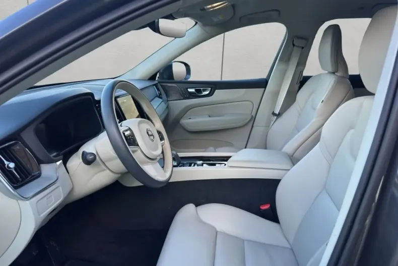 Volvo XC60 din 2024 cu 21.709 km - oferta VOL201366 - foto 9