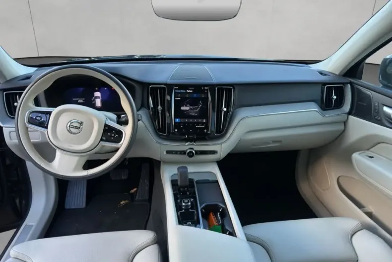 Volvo XC60 din 2024 cu 21.709 km - oferta VOL201366 - foto 12